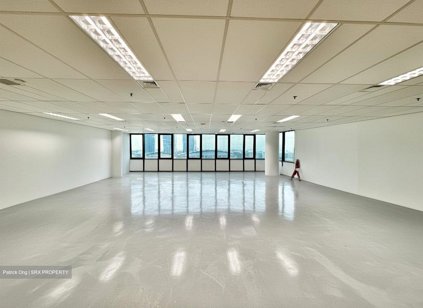 Tung Centre (D1), Office #498362121